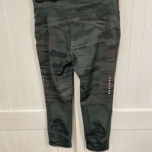 LIKE new RBX exercise pants size XS - Picture 5 of 5